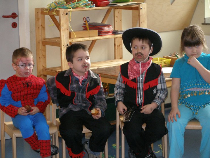 KG IWW 2009 Kindergarten (14).jpg